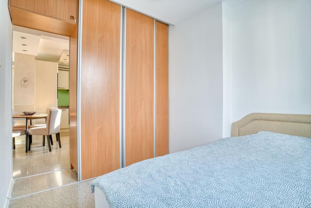 Cozy Nest Apartment- Central And Seaboard With Elevator Kotor Ngoại thất bức ảnh